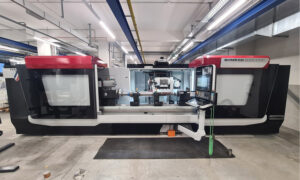 Frontal view of BHMR Fermat grinder sold in the U.K. Leader CNC Technologies.