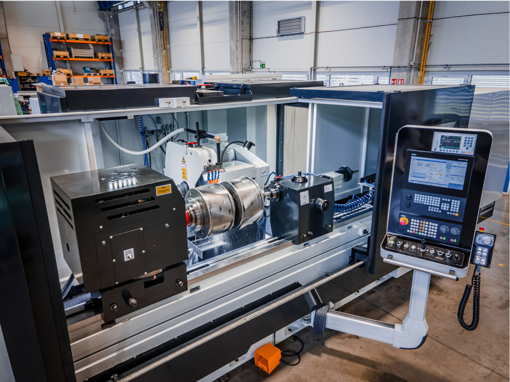 Internal view of BUCE Fermat grinder sold in the U.K. Leader CNC Technologies.